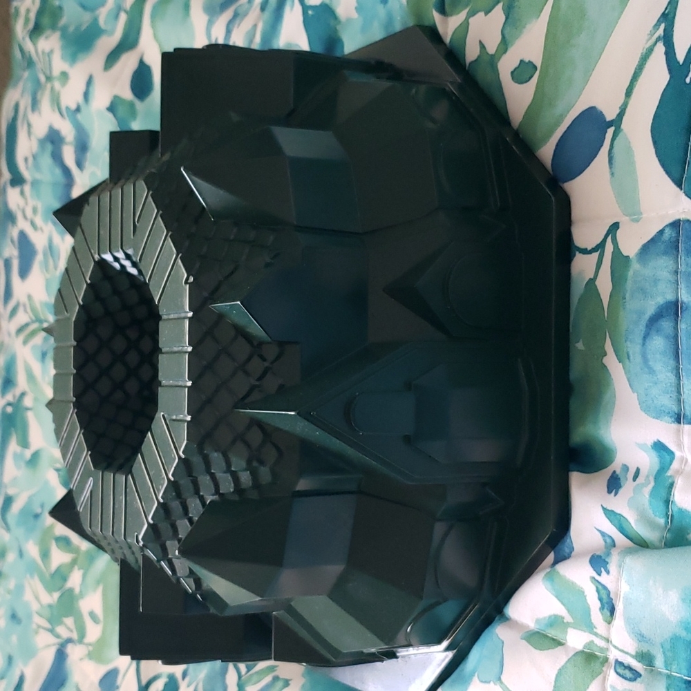 KitchenAid Tudor Style Bundt Cake Mold